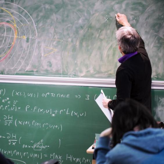 Applied Mathematics and Statistics Program